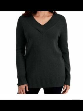 NWT- Karen Scott Women's Crossover V-Neck Sweater